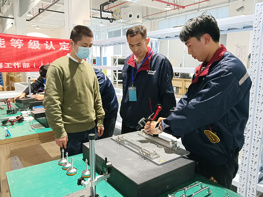 2024新澳门原料网大全